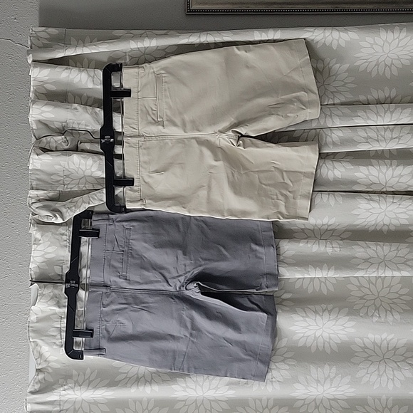 2 pairs boys shorts - Picture 3 of 6